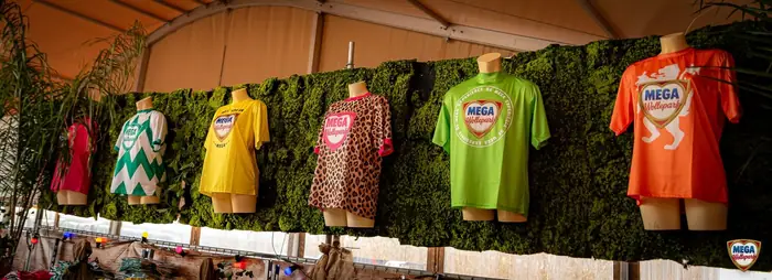 De shirtmuur